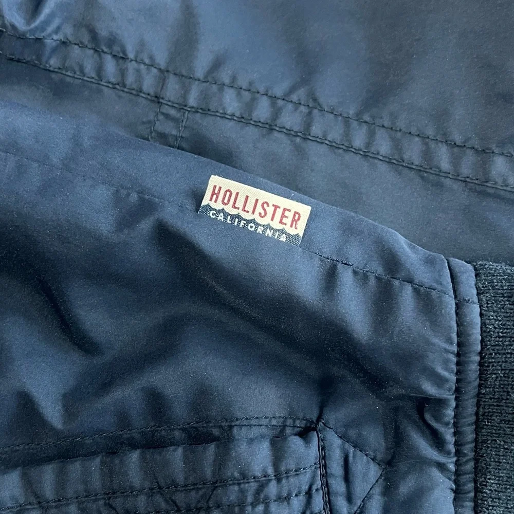 - Hollister L Navy Bomber Jacket! EUC!